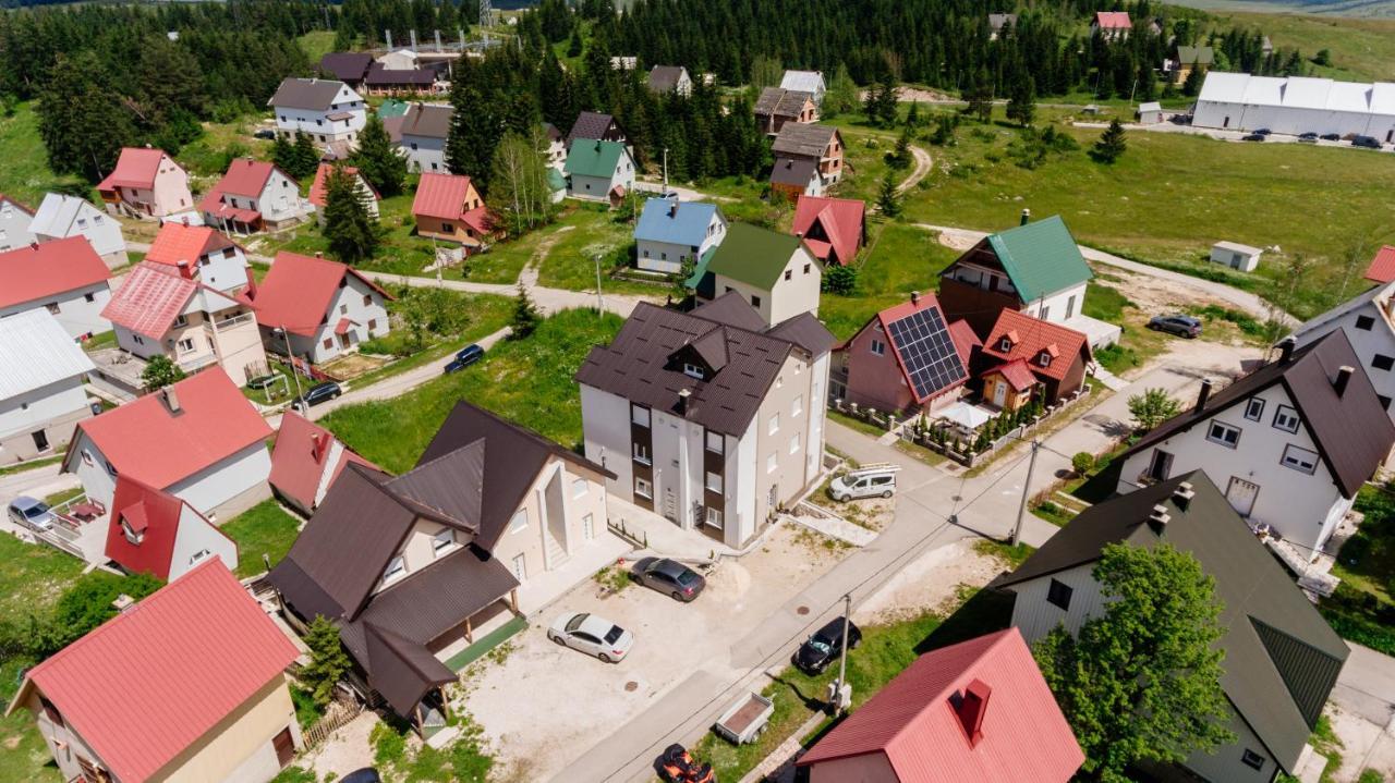 Premium Apartments Zabljak  Bagian luar foto